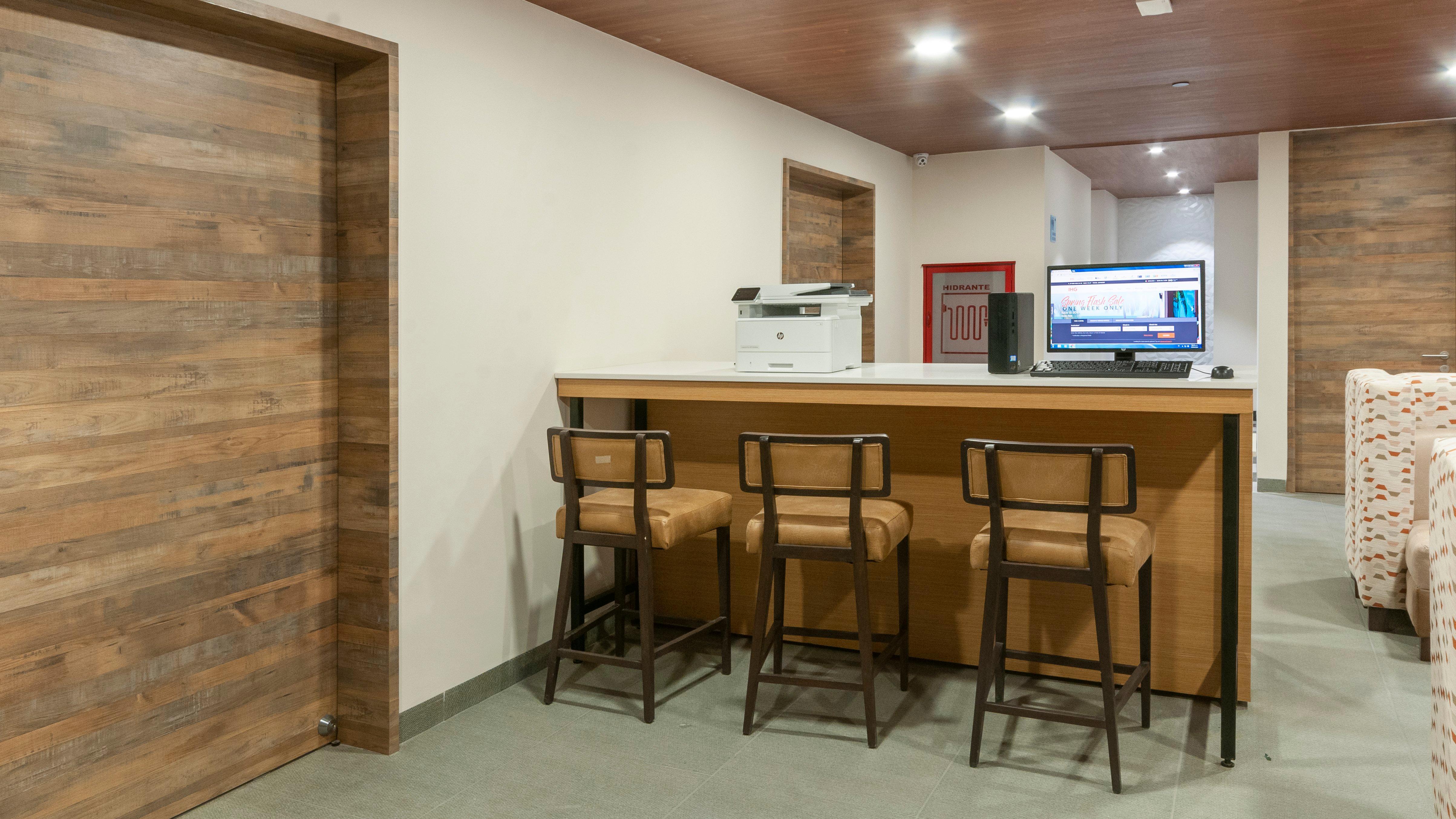 Express - Basilica By Ihg Hotel 4*